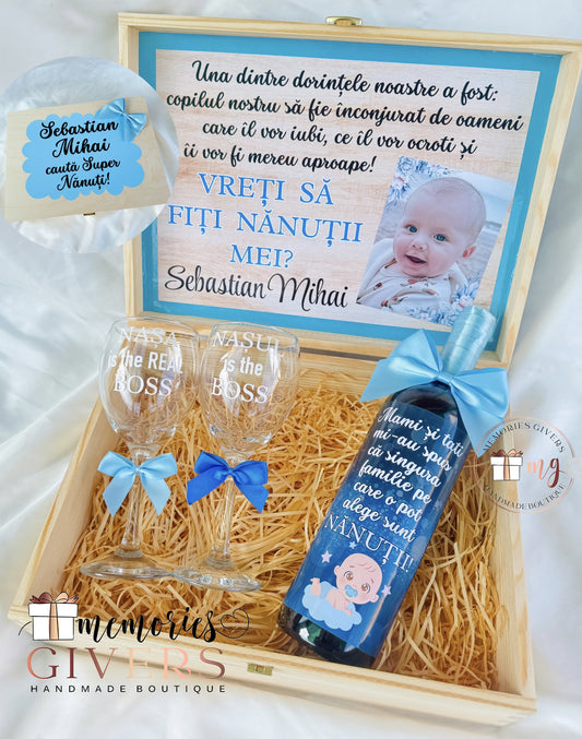 Cutie din lemn cu sticlă & pahare cu sau fără ciocolată