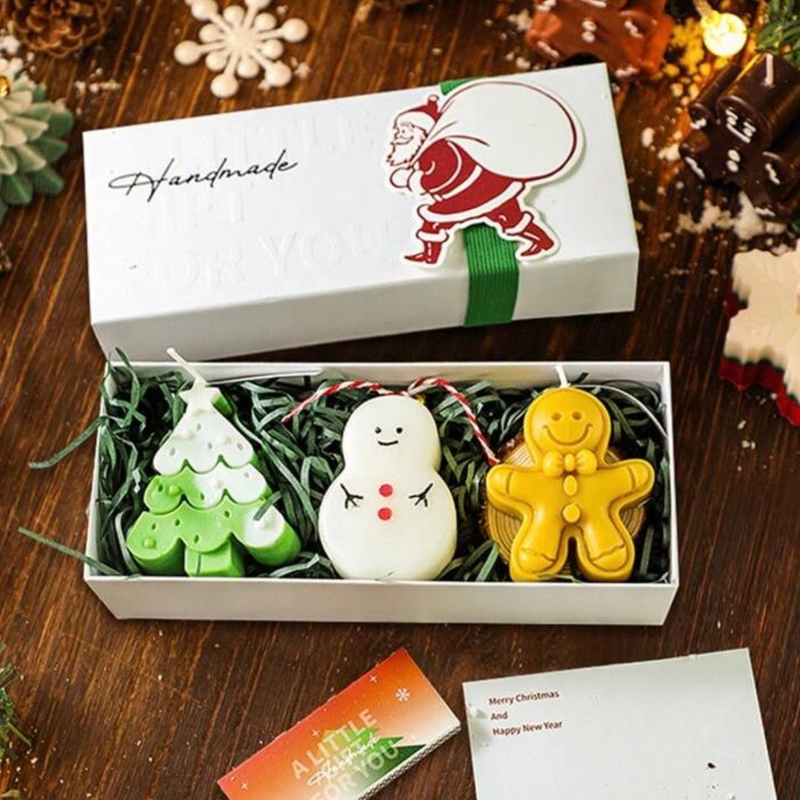 Cutie cu 3 lumânări