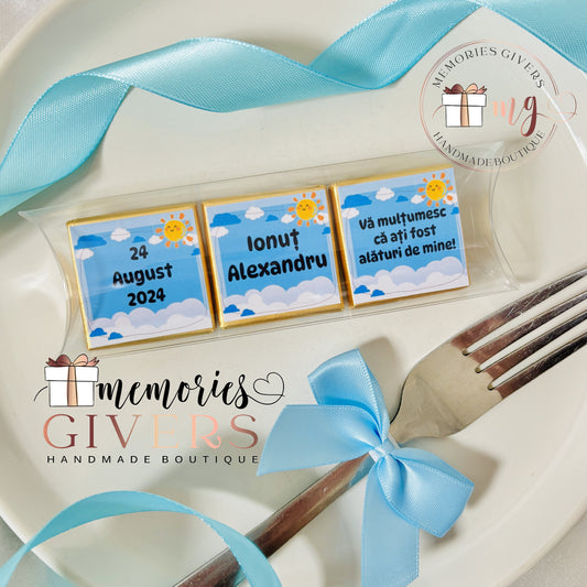 Cutie transparentă cu 3 ciocolăți personalizate