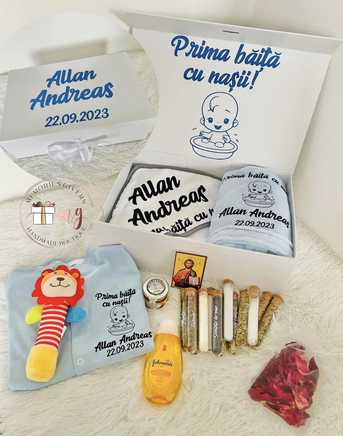 Set albastru prima băiță după Botez cu hăinuțe personalizate sau simple