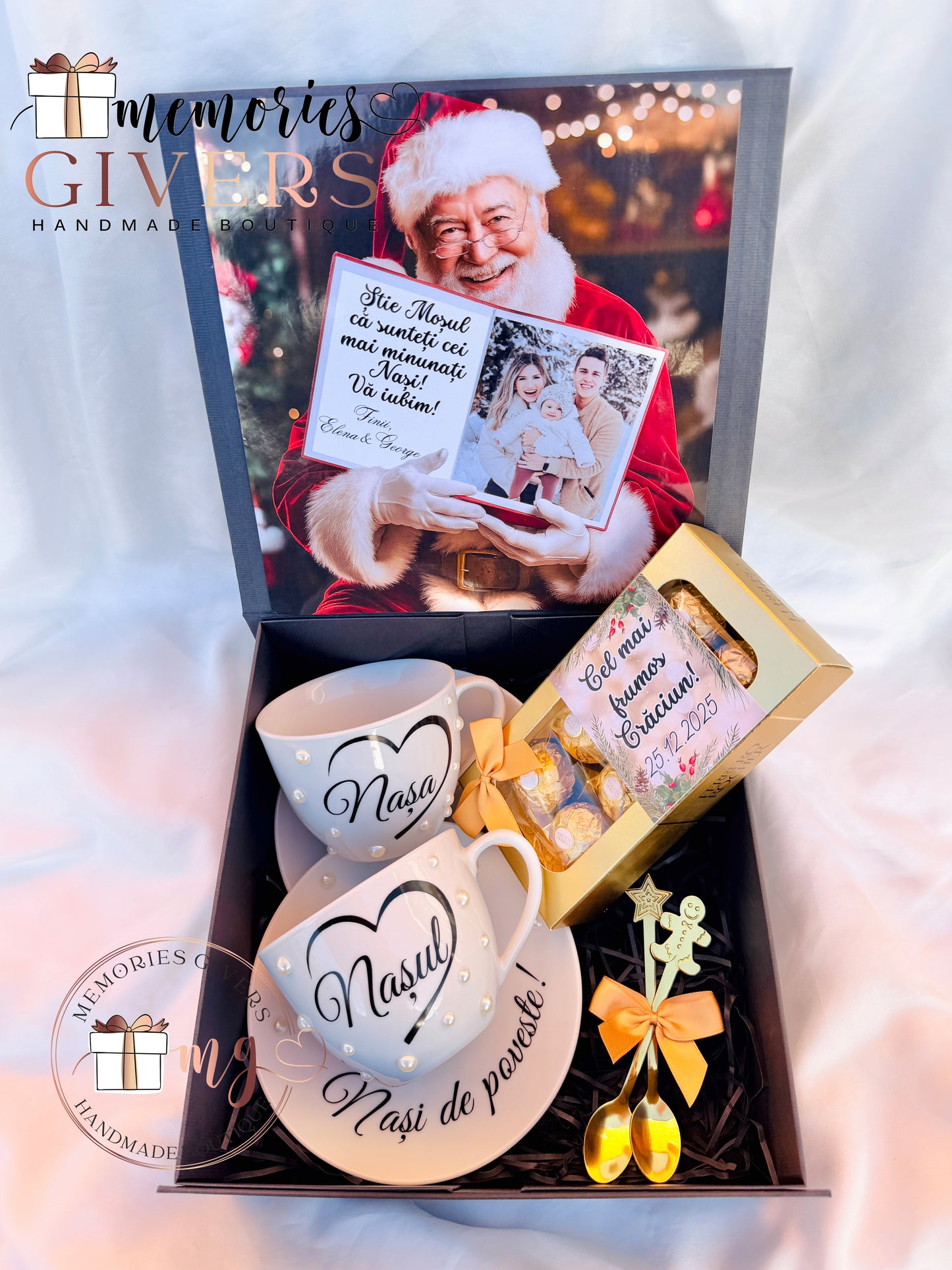 Cutie cu 2 căni & 2 farfurii