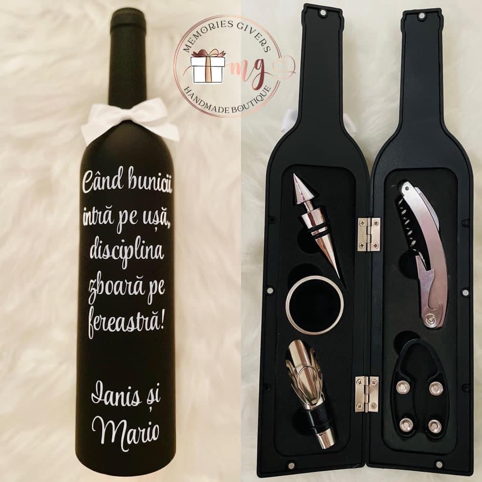 Sticla cu accesorii sau băutură personalizată