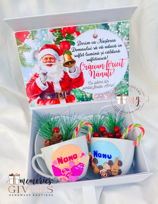 Set cu 2 căni personalizate cu lut polimeric pentru Nănuți sau Nași