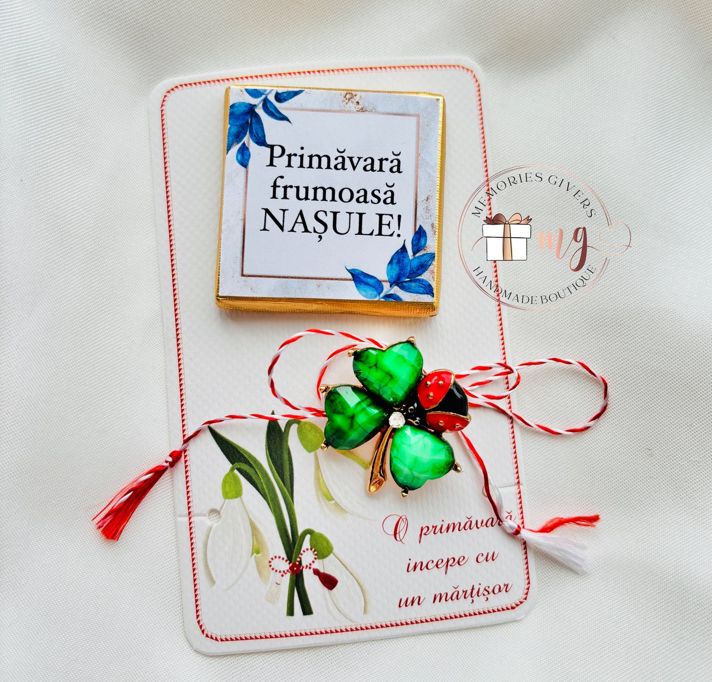 Mărțișor broșă pentru bărbați cu ciocolată personalizată