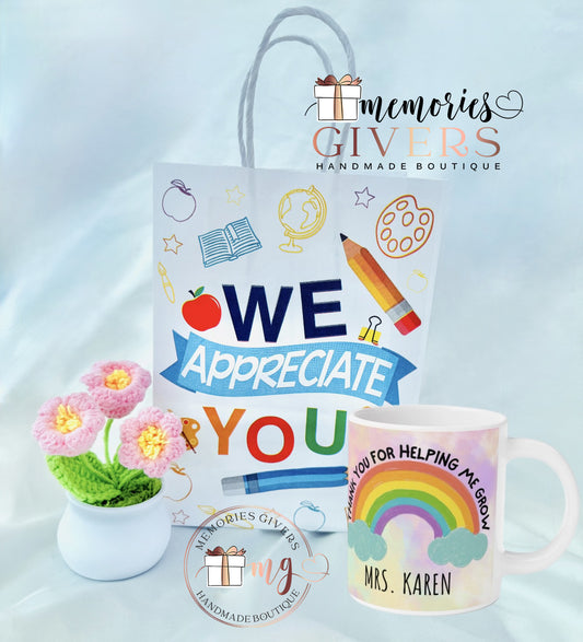 Cană, mini ghiveci cu flori cu sau fără pungă de cadou