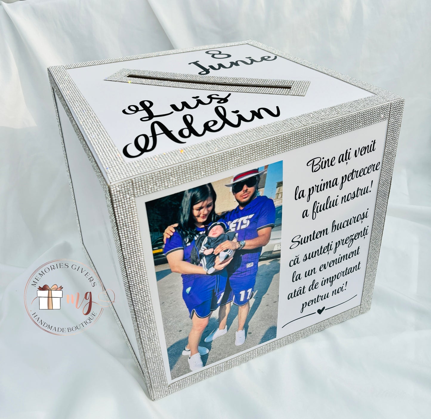 Cutie din carton pentru bani/dar