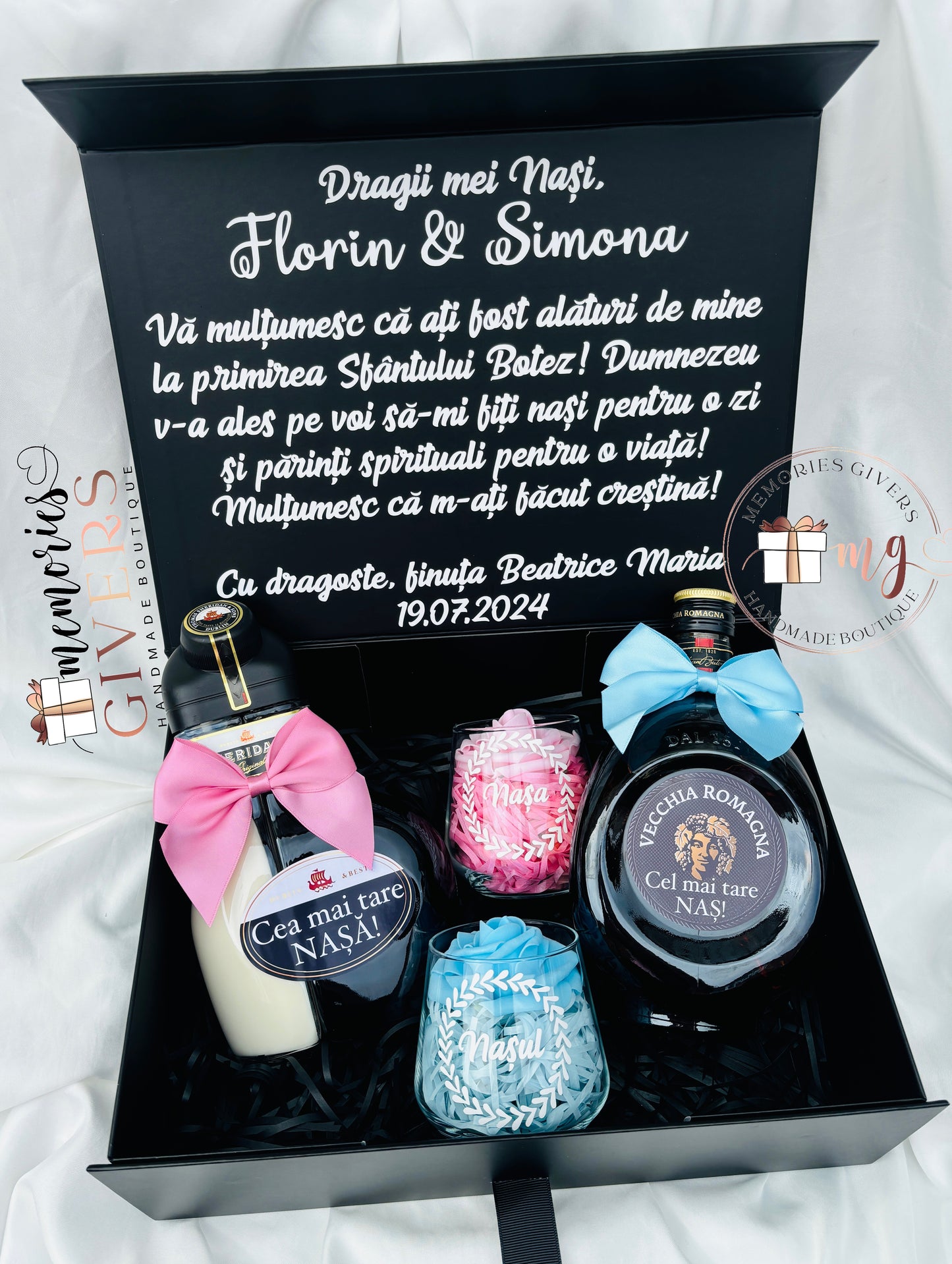 Cutie cu 2 sticle & pahare cu sau fără ciocolată