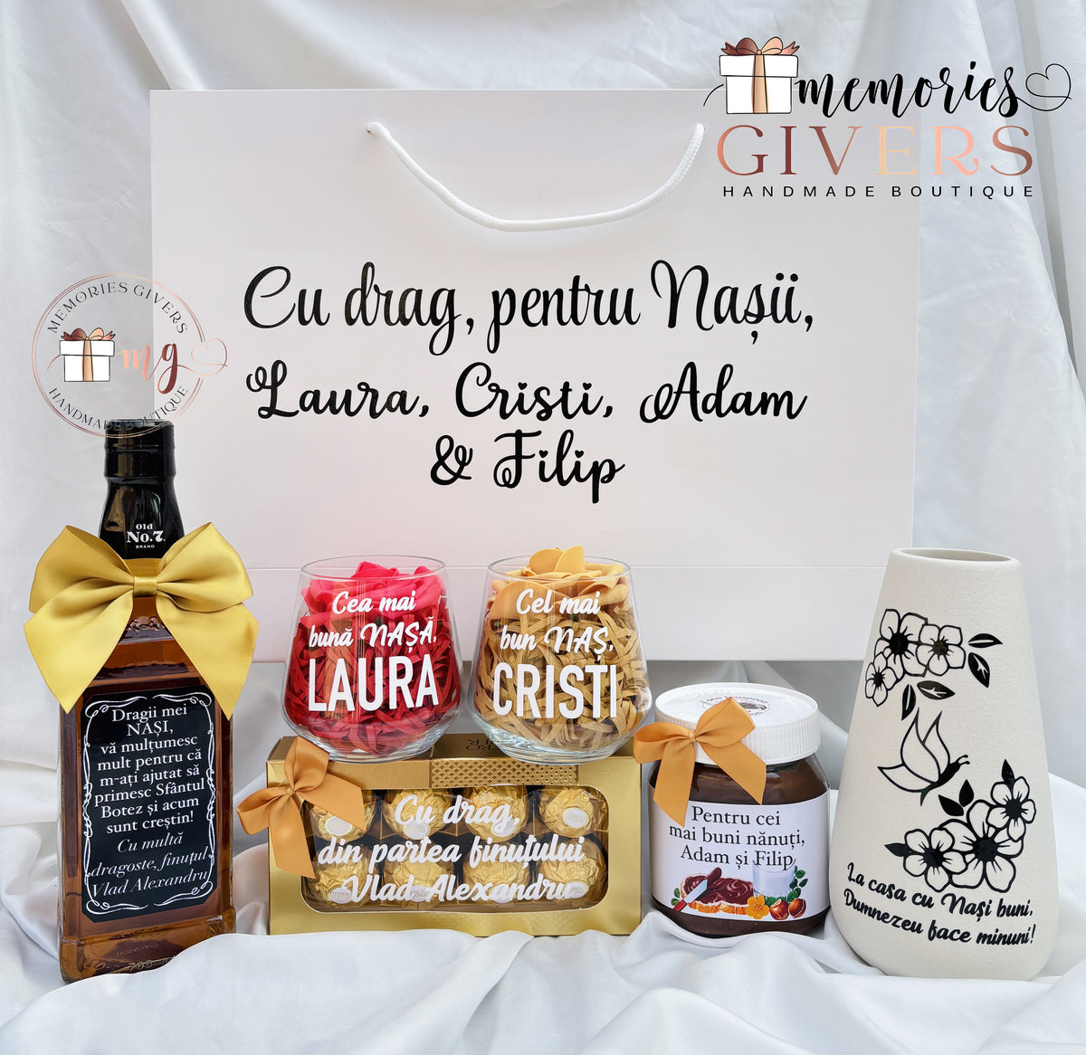 Set cu sticlă, pahare, vază, ciocolată, cafea și pungă de cadou