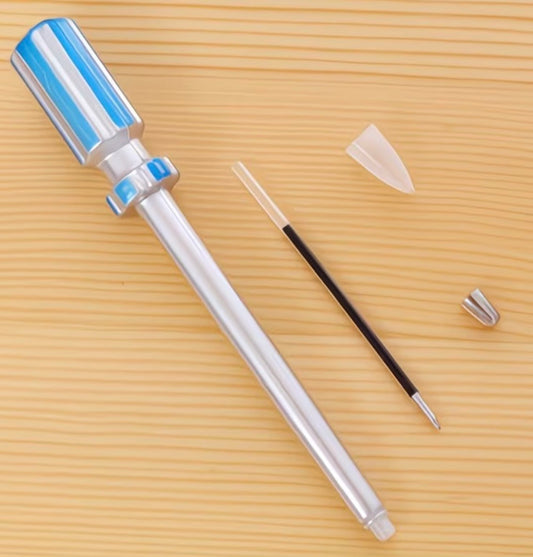 Cutie neagră cu 5 pixuri în formă de unelte