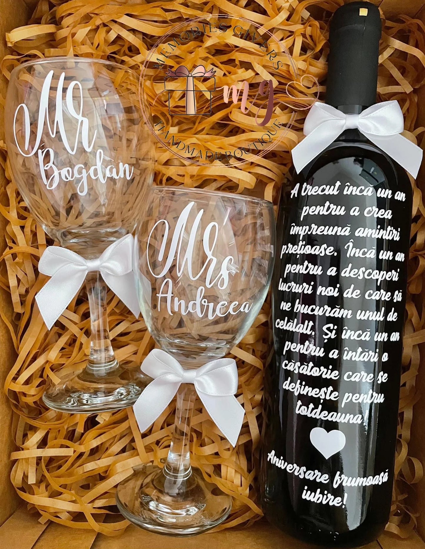 Set cu sticlă & pahare cu sau fără ciocolată
