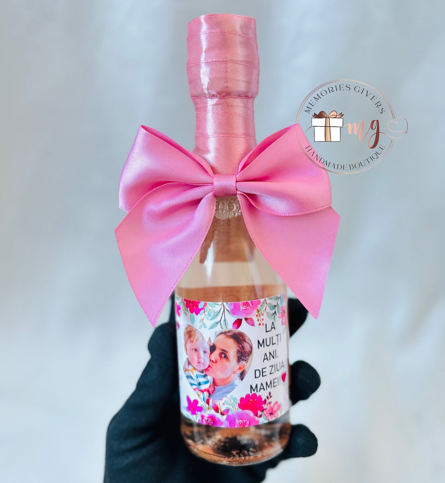 Ciocolată personalizată cu broșă mărțișor și Prosecco