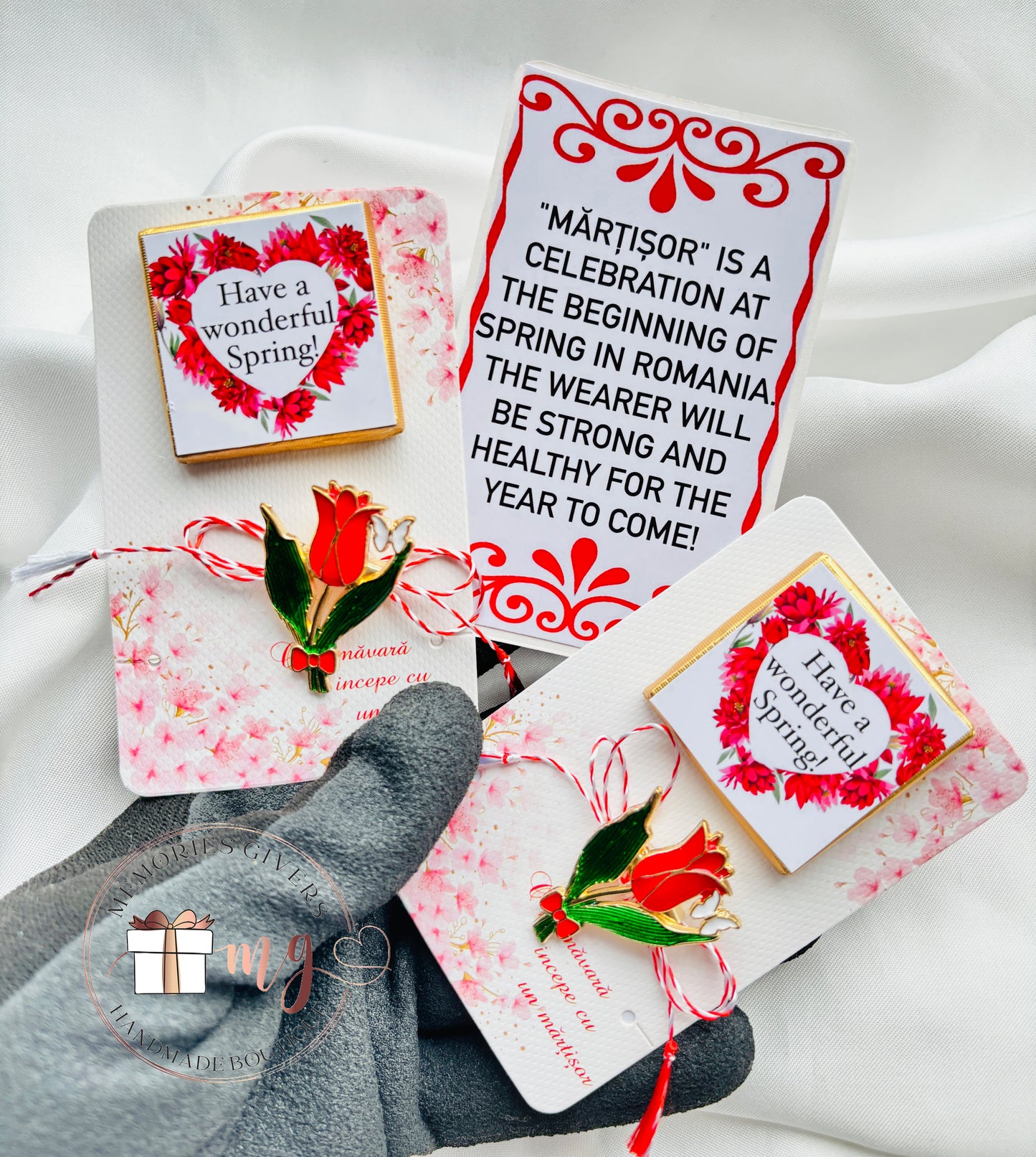 Mărțișor broșă pentru bărbați cu ciocolată personalizată