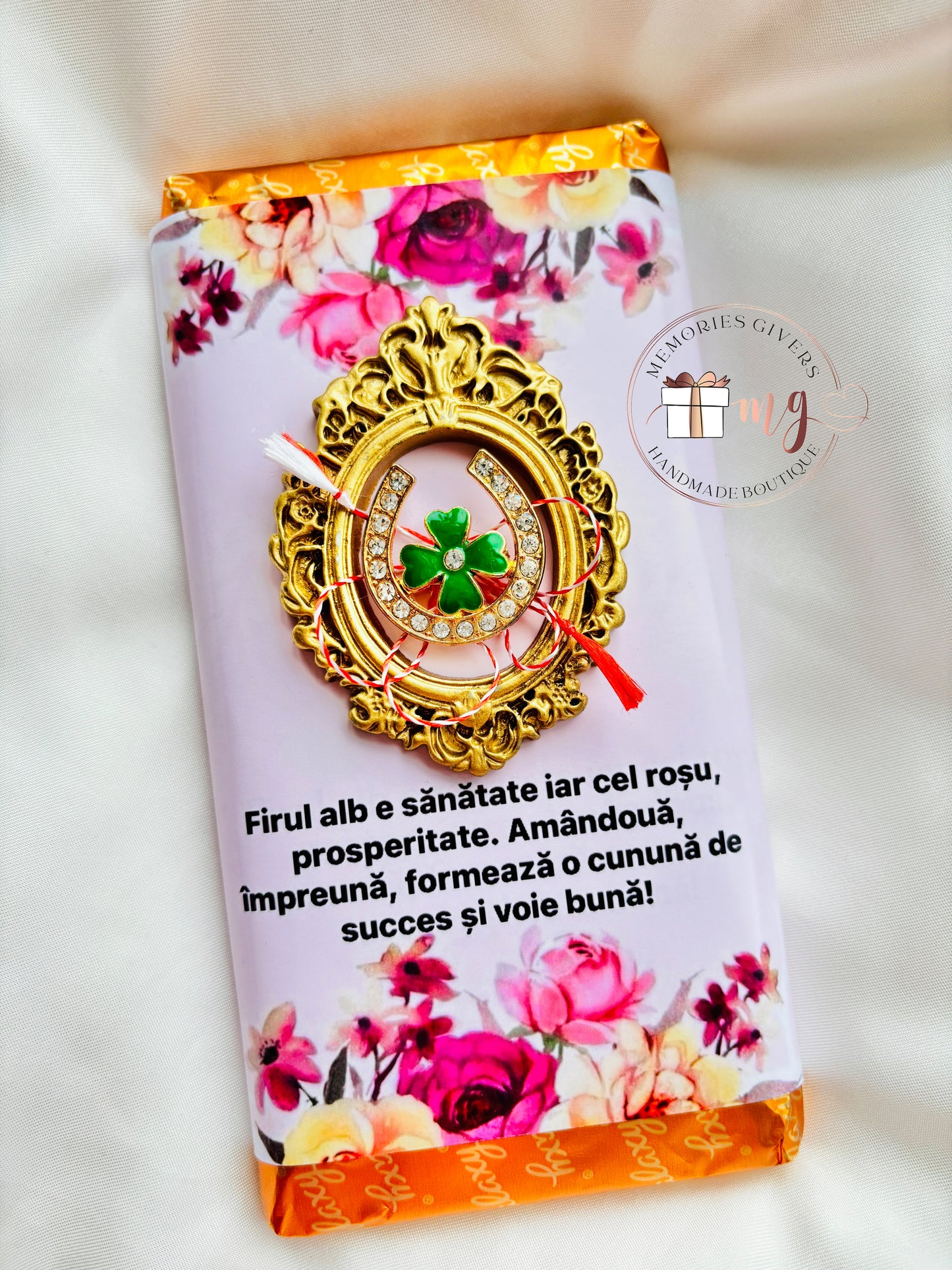 Ciocolată personalizată cu broșă mărțișor și Prosecco