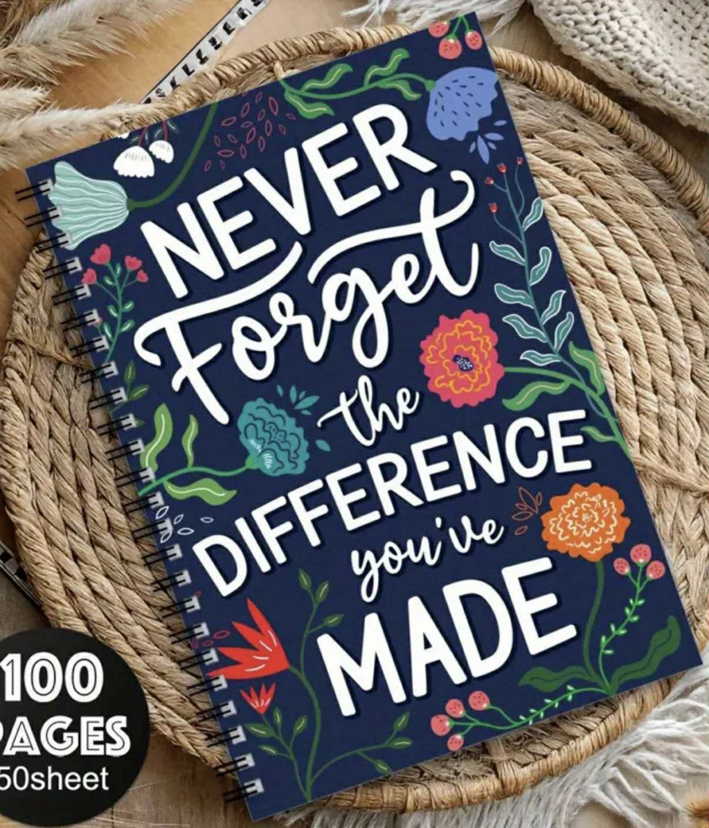 Agendă cu spirală și 100 de pagini 21 x 14.5 cm