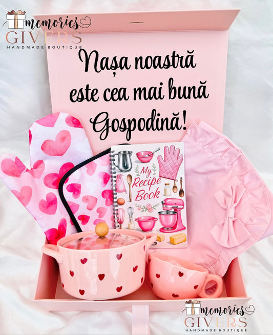 Cutie cu oală, cană, șorț, caiet rețete și mănușă termică