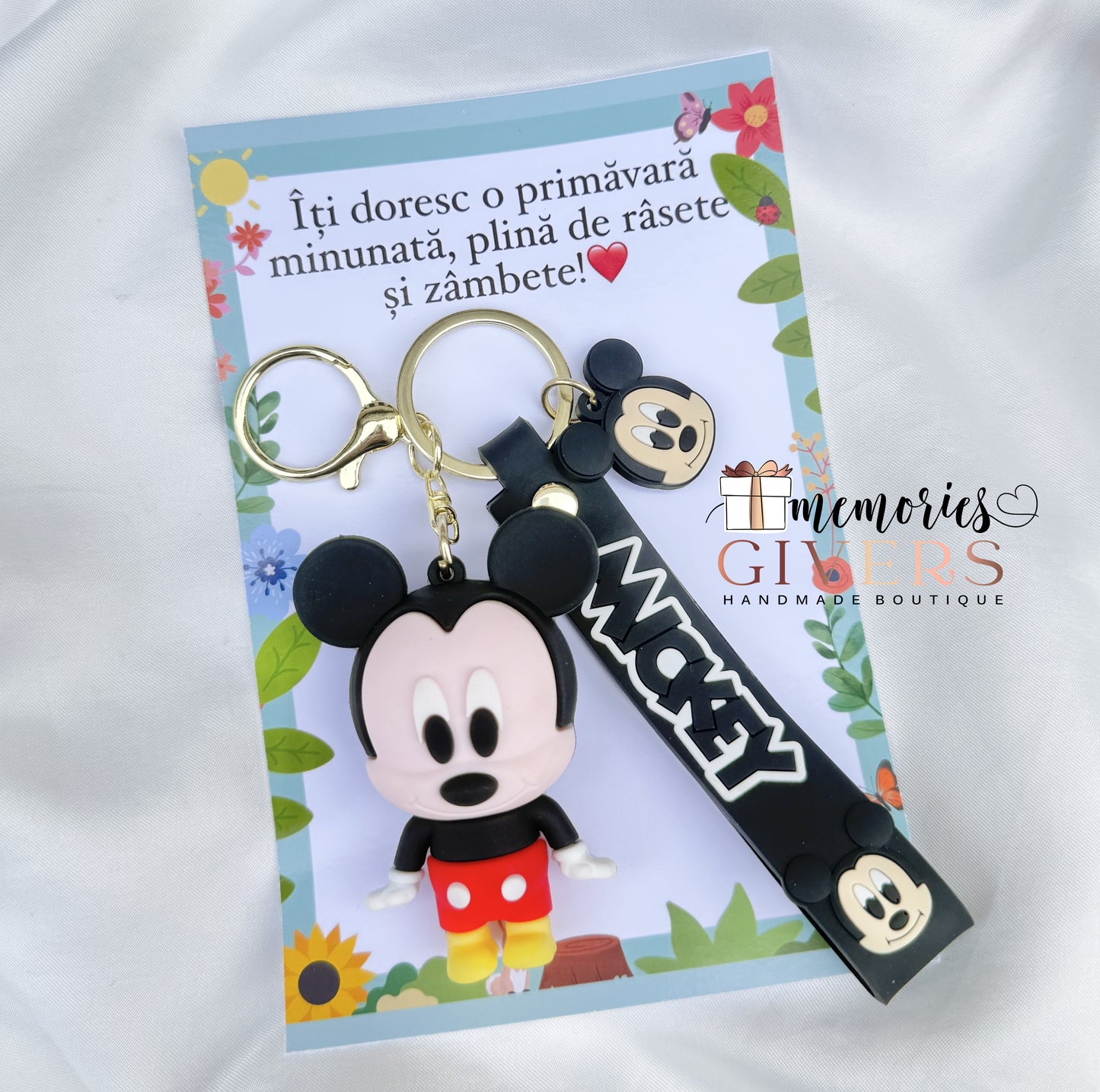 Mărțișor - Breloc pentru COPII, ciocolată Kinder și felicitare 10x15 cm