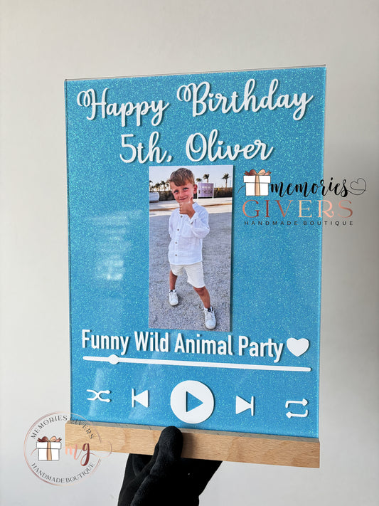 Tablou/Placă acrilică personalizată cu mesaj, poză și melodie