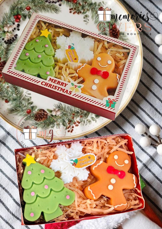 Cutie cu 3 lumânări mici