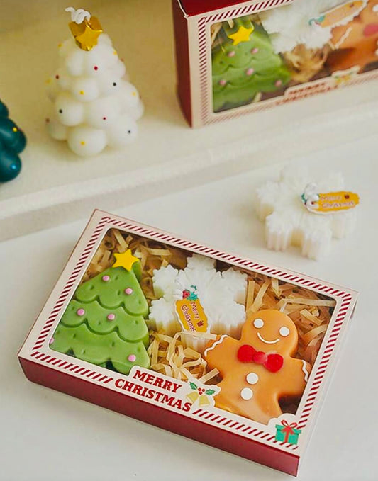 Cutie cu 3 lumânări mici