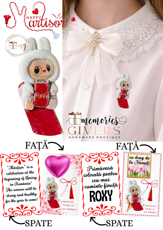 Broșă -LABUBU & Cola- cu sau fără mesaj pe spate și ciocolată