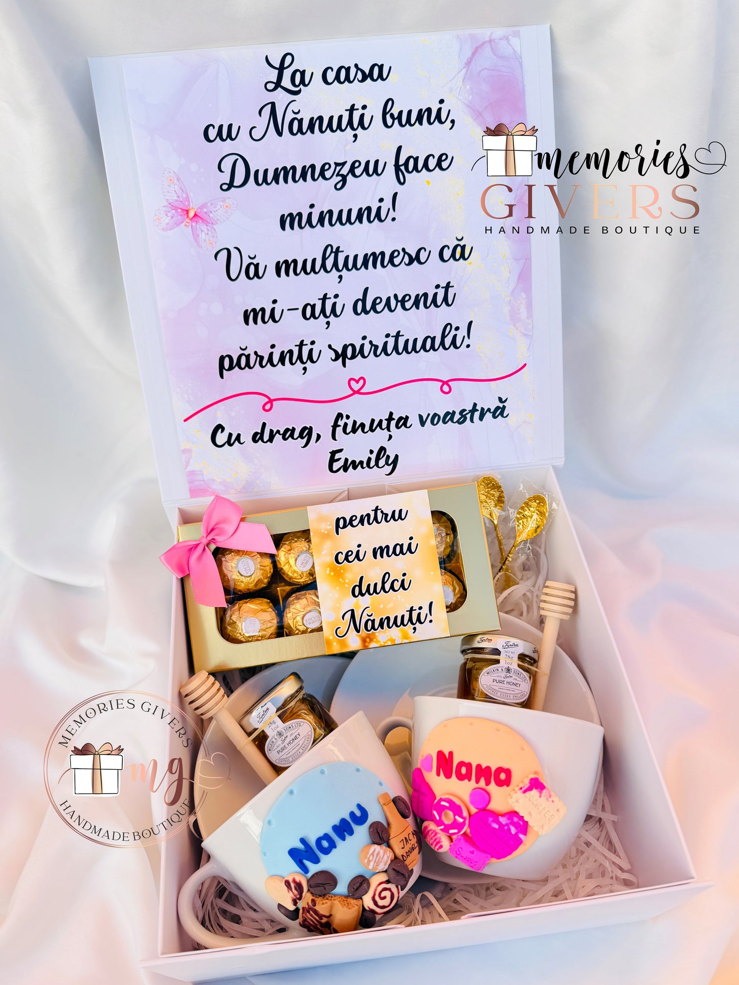 Set cu 2 căni personalizate cu lut polimeric pentru Nănuți