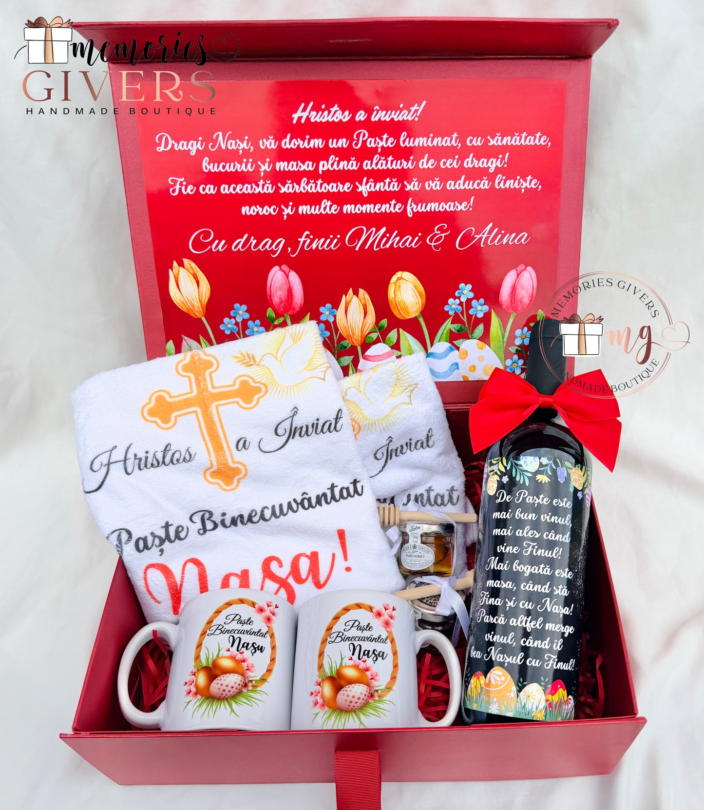 Cutie cu 2 căni, sticlă & 2 prosoape de mâini