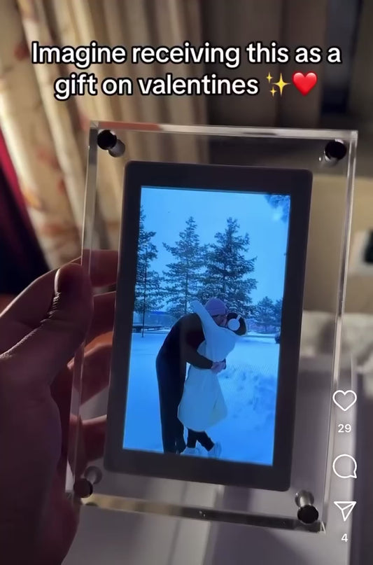 Ramă digitală cu poze/videoclipuri